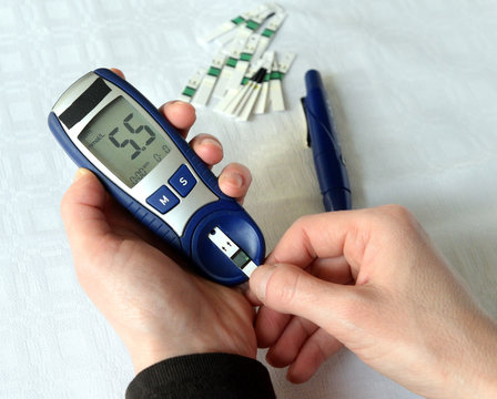 Hypoglycemia (low blood sugar)